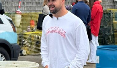 NASCAR driver Ricky Stenhouse Jr. makes Maine visit