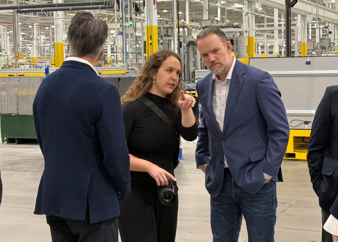 Jamieson Greer at a solar panel factory