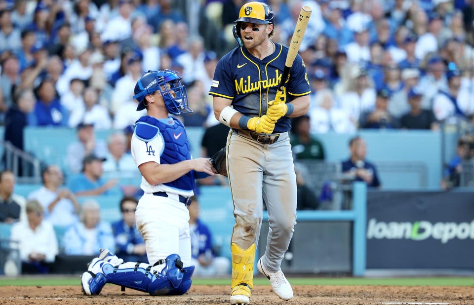 Jake Bauers flies out.