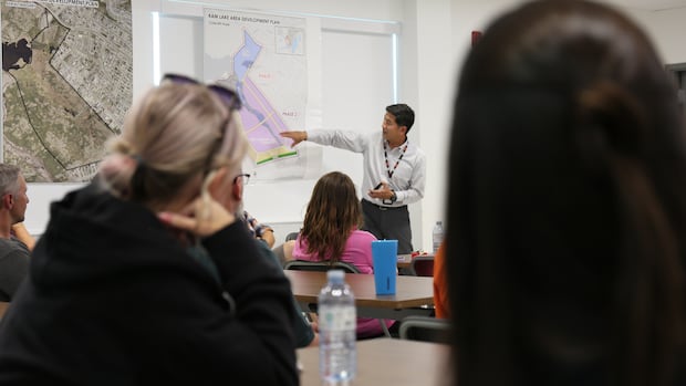 Expansion plan for Yellowknife's Kam Lake area met with skepticism from residents