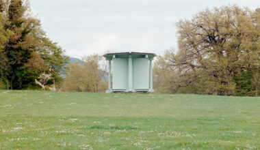 Pavillon of the Sliding Doors / Piertzovanis Toews