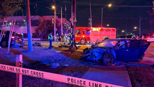 SIU investigates early morning crash in Etobicoke: police