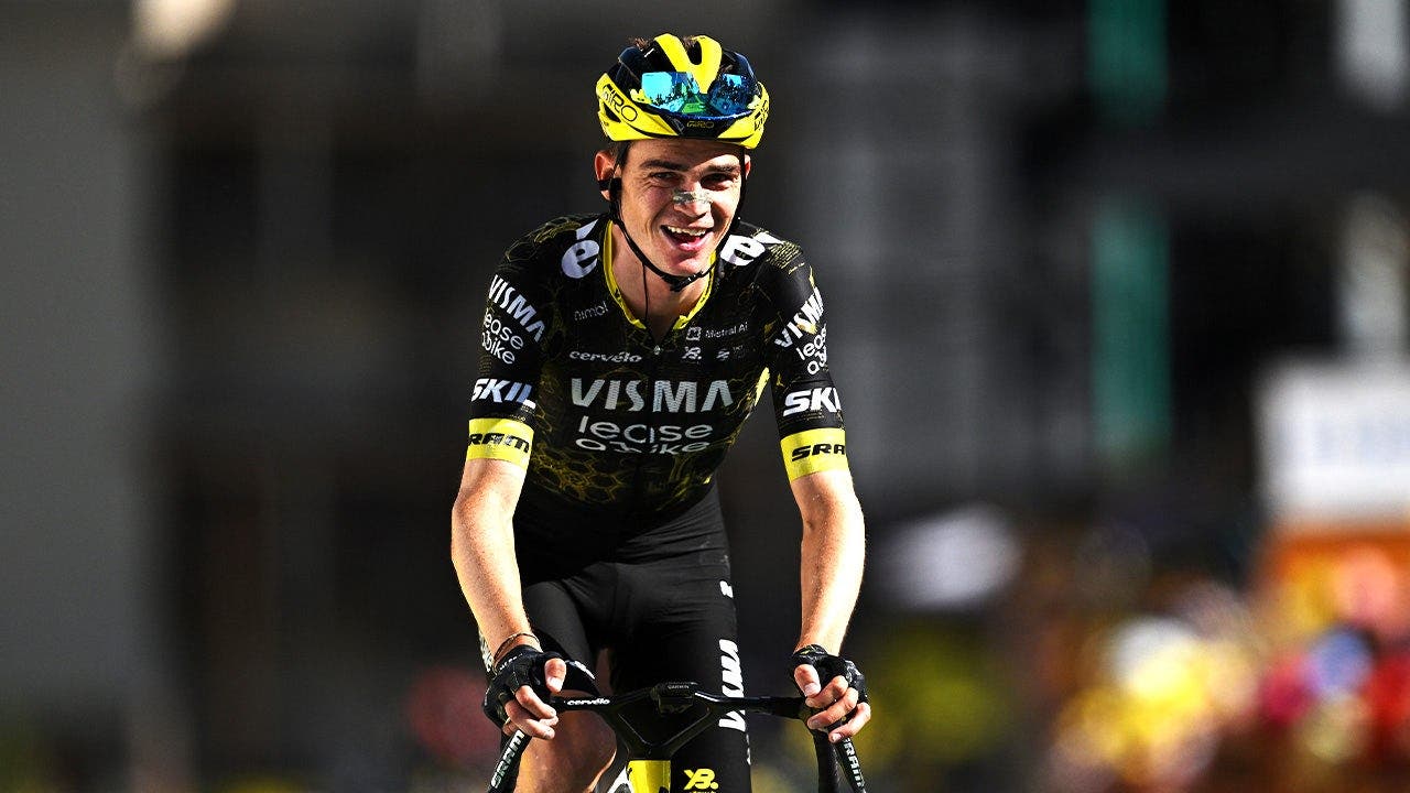 American cyclist Sepp Kuss narrowly avoids a horrific crash over cliff during Tour de France