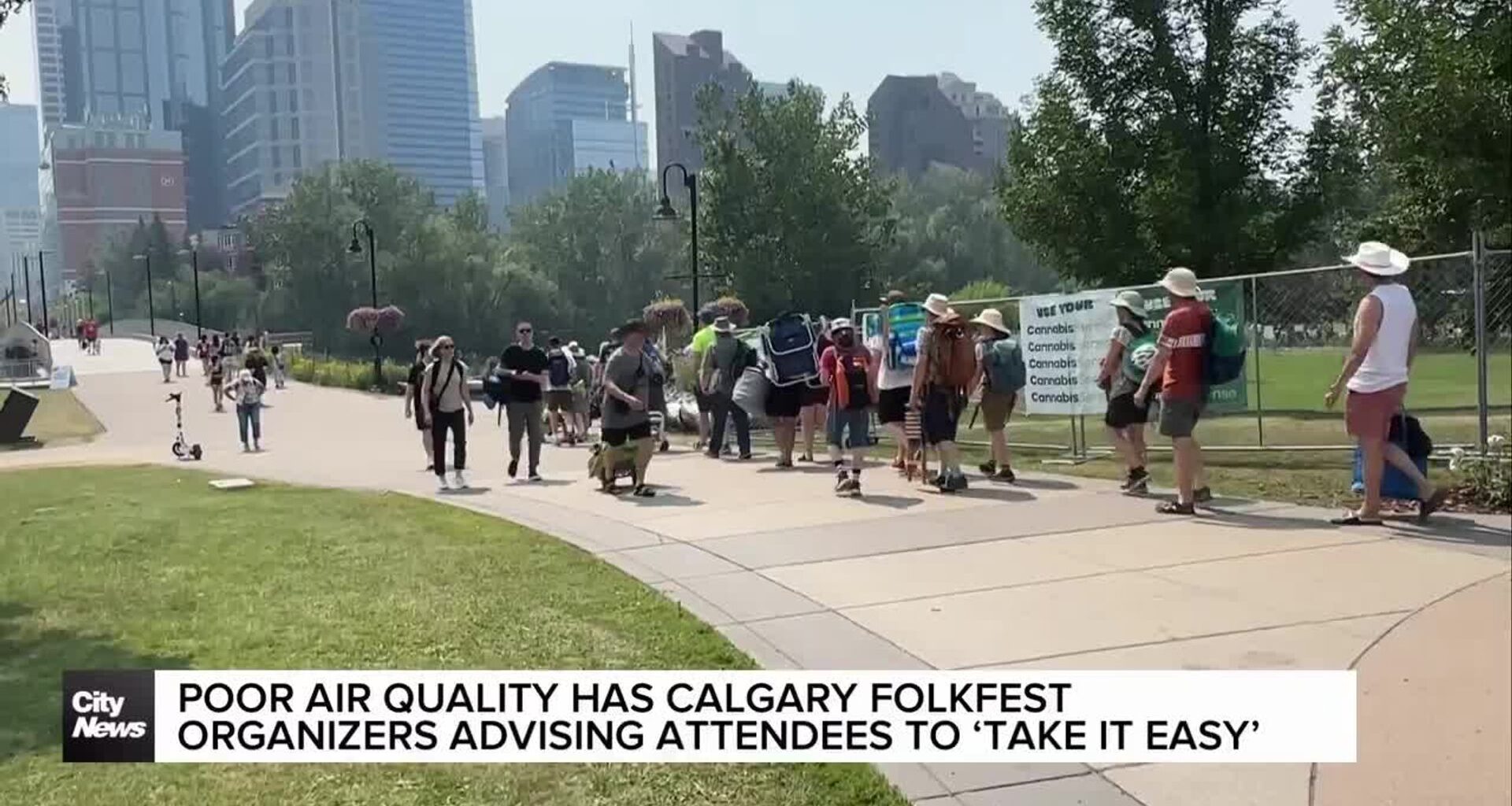 Poor air quality has Calgary Folkfest organizers advising attendees to ‘take it easy’