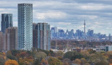 Extreme heat exposes Toronto's uneven tree canopy divide as city plans for hotter future