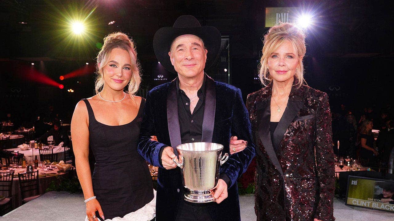 Clint Black credits Billy Joel for shaping his approach to fatherhood