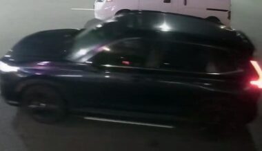 Same SUV believed to be involved in weekend incidents that damaged 2 Jewish-owned bakeries, Toronto police say
