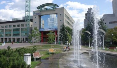 City of Ottawa throwing block party at city hall for 200th anniversary