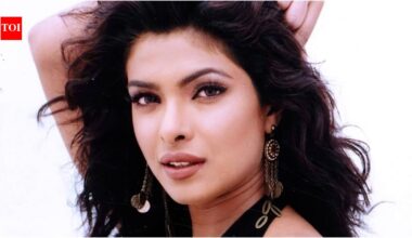 Rekha: Suneel Darshan recalls Priyanka Chopra's nose issue and her resemblance to Rekha during their first meeting: 'Without makeup, Rekha ji also looked similar' | Hindi Movie News