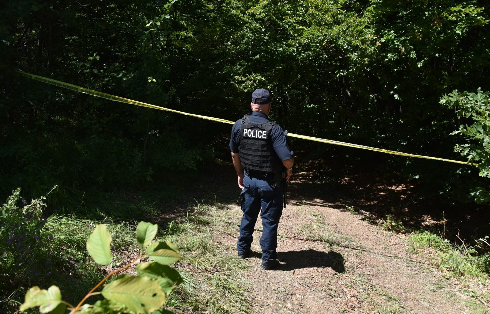 Forensic teams search a suspected mass grave from the Kosovo war – Winnipeg Free Press