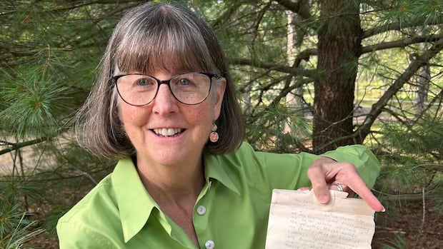 Woman reunited with 53-year-old message in a bottle from her late sister