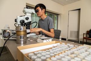 Tiny fossils crack a Cretaceous cold case