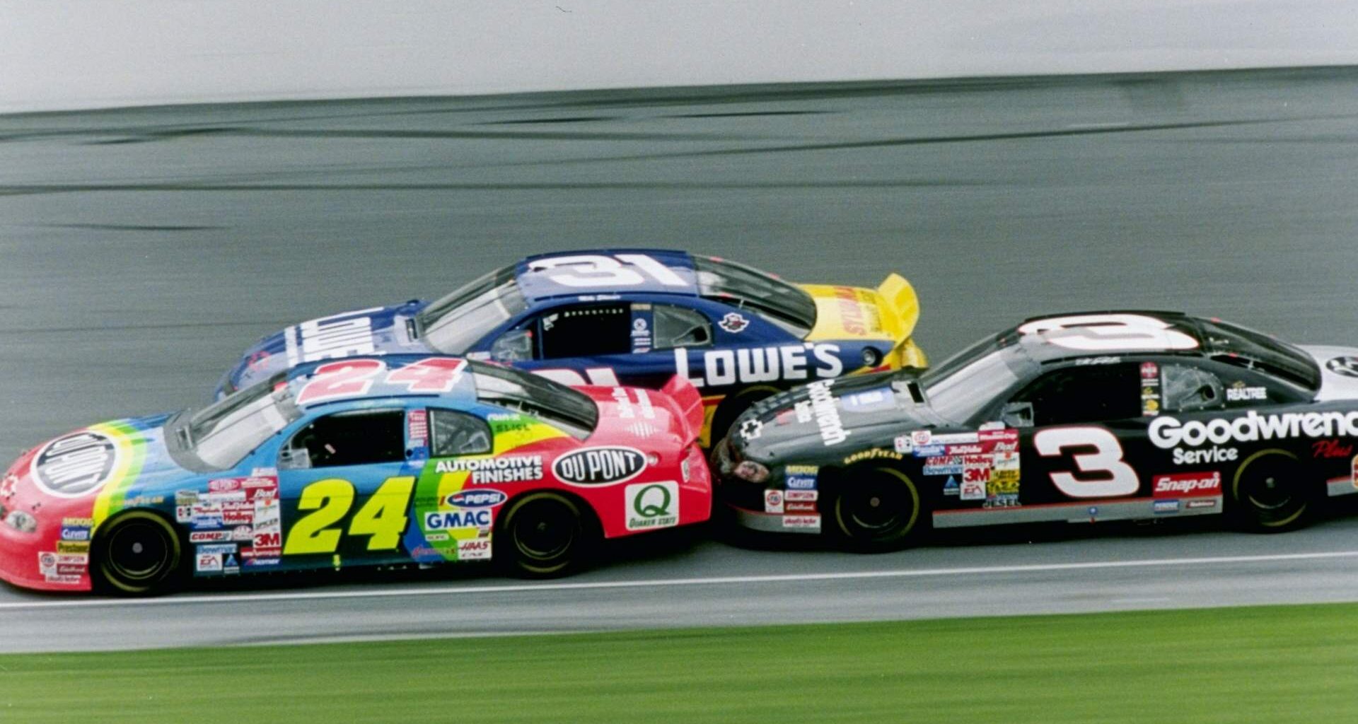 NASCAR: Jeff Gordon Reflects on Dale Earnhardt Rivalry