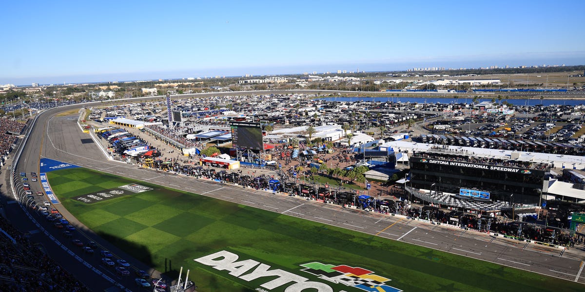 Is It Time for NASCAR to Bring Back the Firecracker 400?