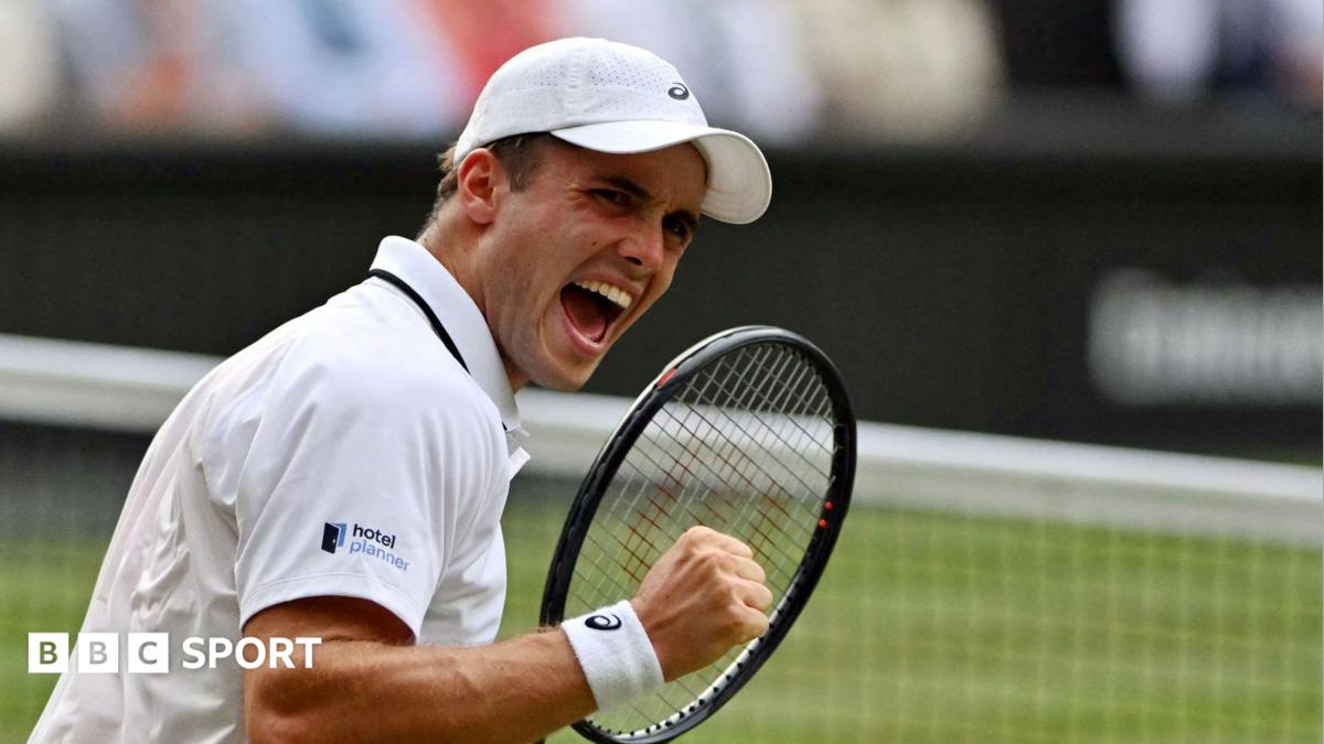 Arthur Fery celebrates at Wimbledon