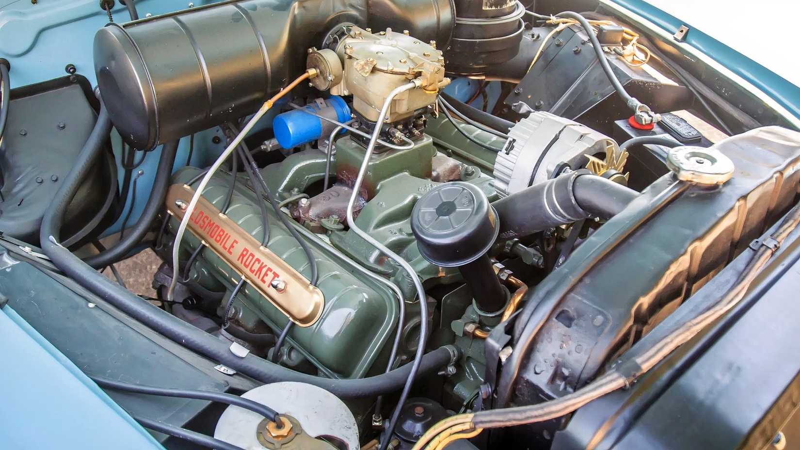 1950 Oldsmobile 88 engine