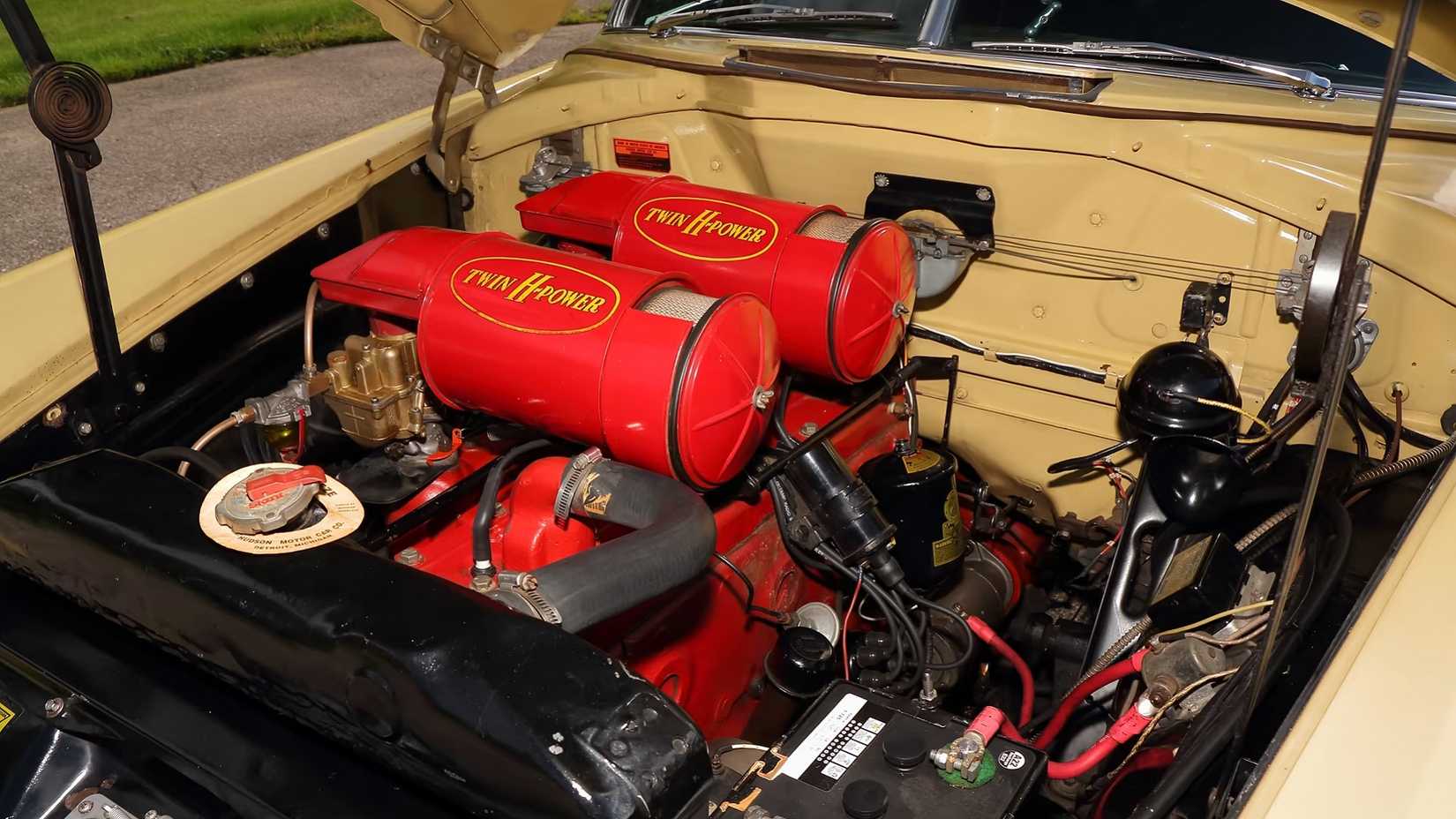 1952 Hudson Hornet straight six engine