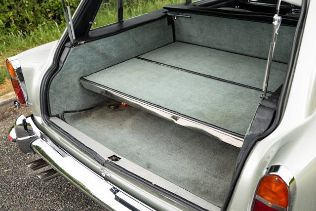 1966-Aston-Martin-DB5-Shooting-Brake