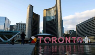 Residents seek moratorium on Toronto data centres as Mississauga approves pause