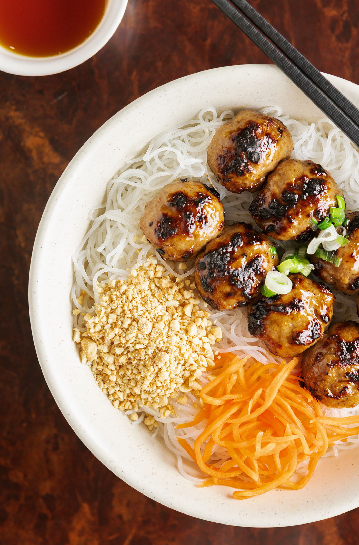 Bún with Meatballs