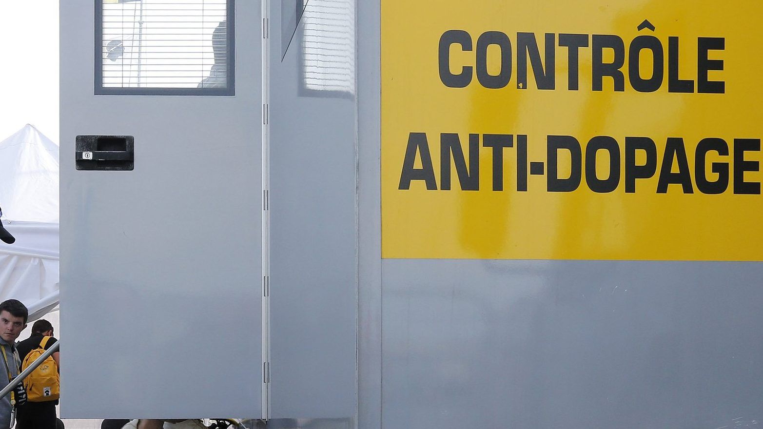 Jonathan Vaughters Defends Late-Night Tour de France Drug Tests 
