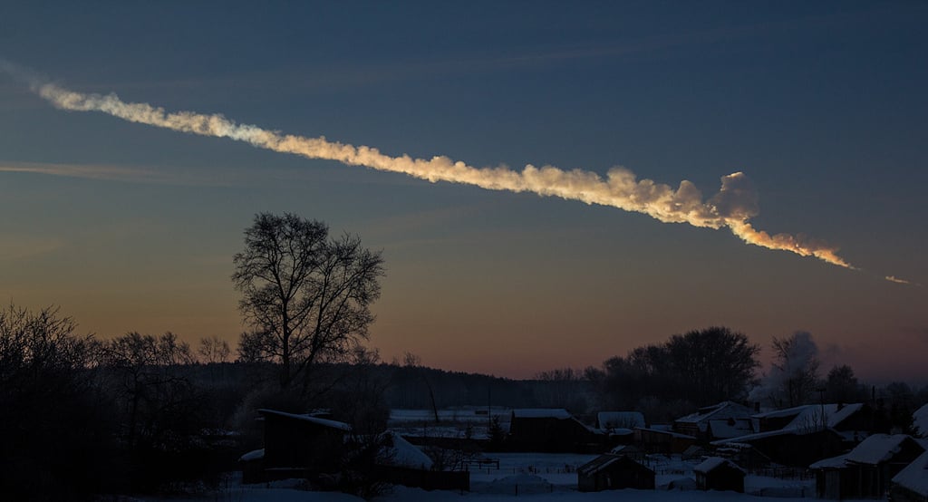 A full view of the smoke trail left behind by the Chelyabinsk fireball (Credit : Alex Alishevskikh)
