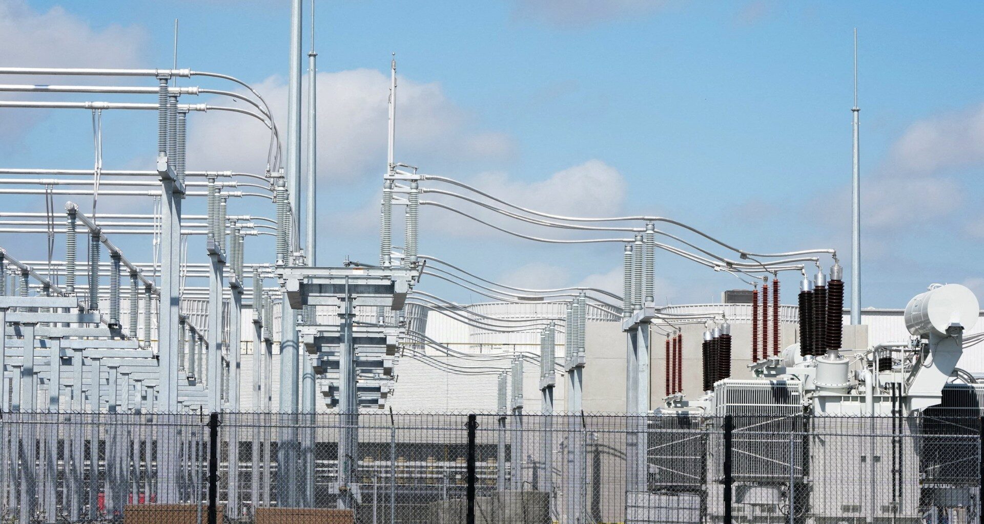 US heatwave raises alarms over AI data centre energy demands | Energy News
