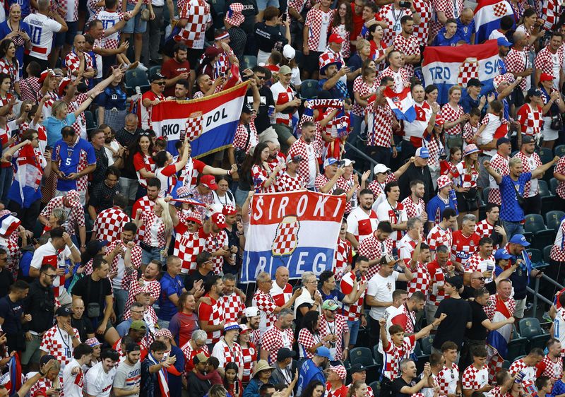 Soccer-For two Toronto diasporas, Portugal-Croatia clash is more than just a game