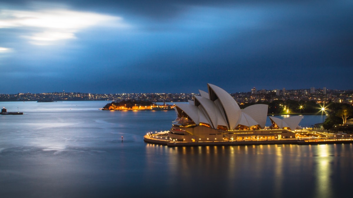 Gasoline in Australia Jumps to Highest Level Since March