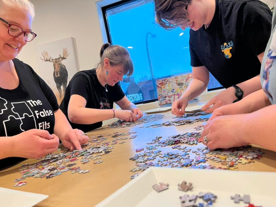 Speed puzzling craze takes over Winnipeg this weekend