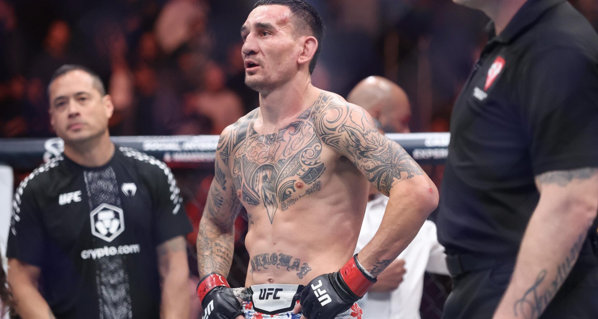 Max Holloway Teases Conor McGregor Trilogy Fight at NFL Stadium Ahead of UFC 329