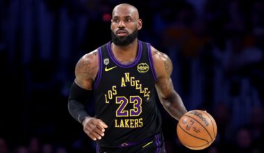 LeBron James Trolls Kevin Hart, Offers to Buy Comedian Kids Golf Clubs in Video