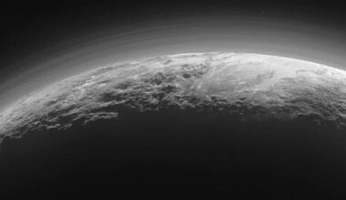 New Horizons Pluto probe just woke itself up after 321 days of hibernation