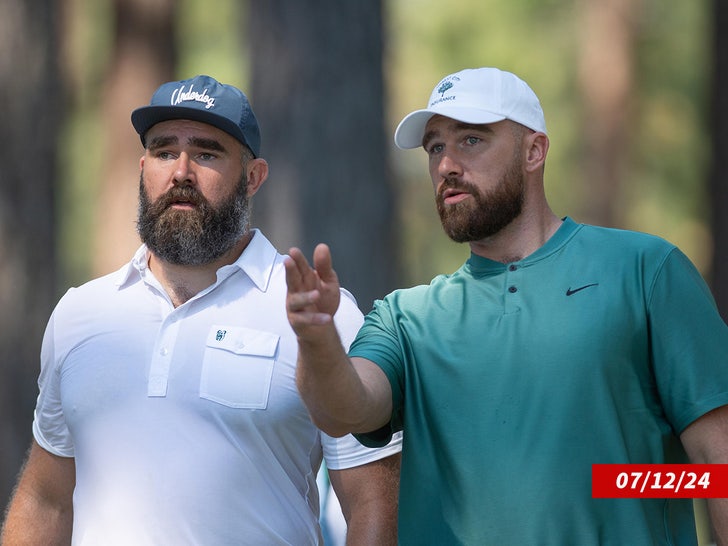 travis kelce jason kelce brothers golf