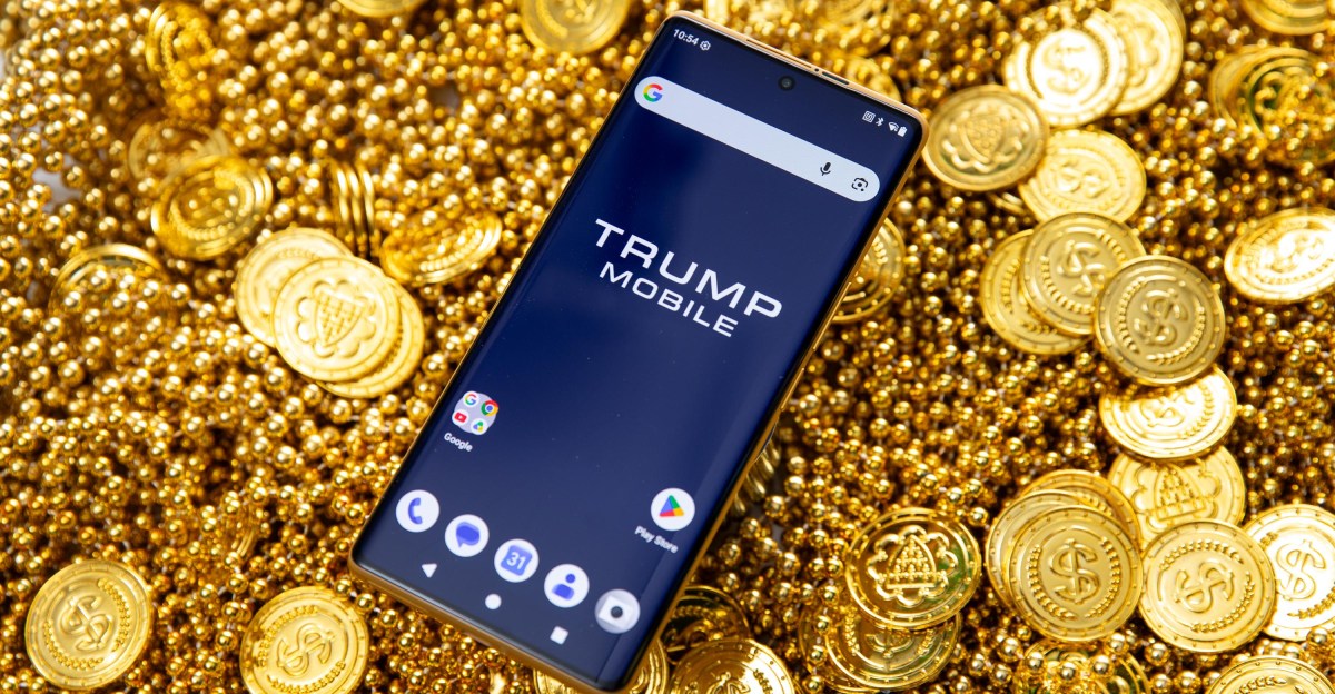 I spent a week using the Trump phone — it sucks