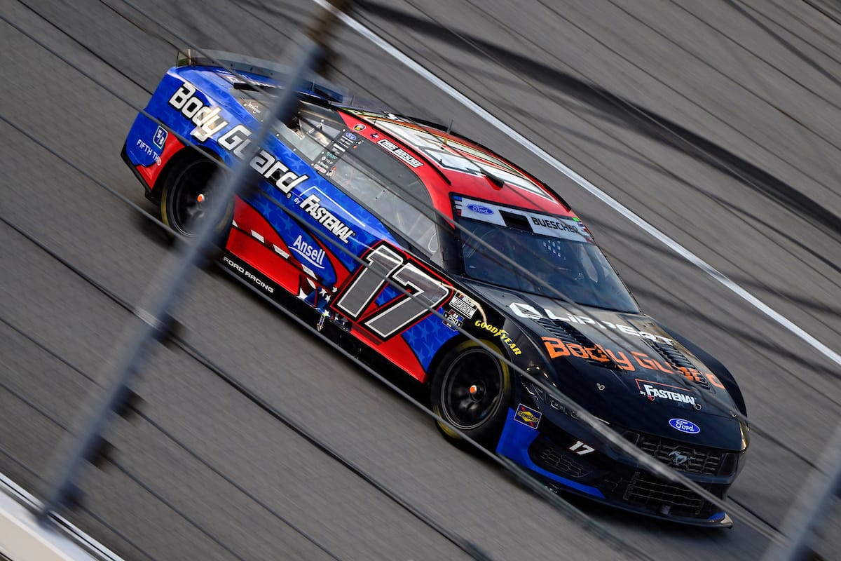 Credit: #17: Chris Buescher, RFK Racing, Body Guard Ford Mustang
