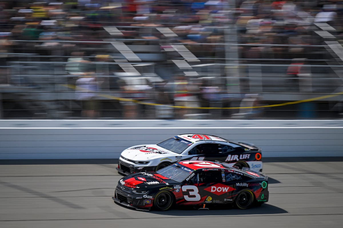 Credit: #3: Austin Dillon, Richard Childress Racing, Dow Mobility Science Chevrolet Camaro, #41: Cole Custer, Haas Factory Team, Air Lift Chevrolet Camaro