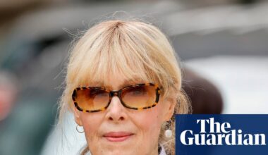 E Jean Carroll receives $5.6m owed by Trump after court releases damages | E Jean Carroll