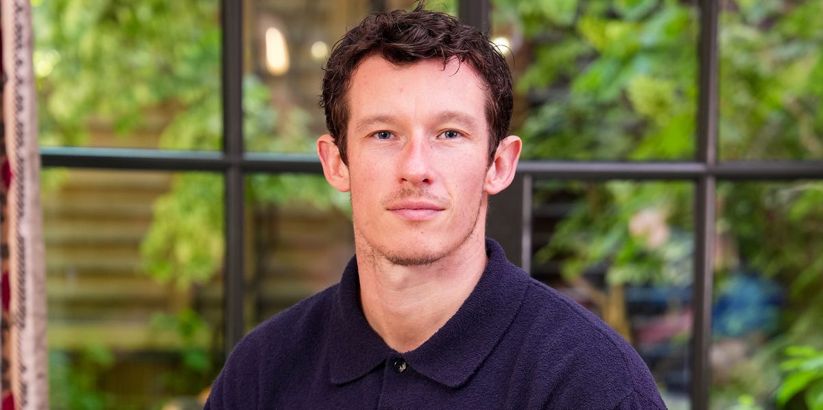 First look at Callum Turner filming remake of "masterpiece" '80s classic