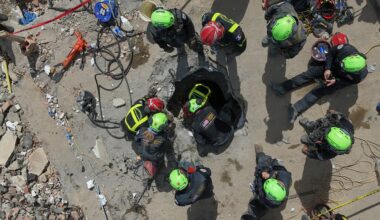After a Tap Heard in Rubble, U.S. Rescue Teams Begin a Grueling Marathon