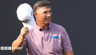 Padraig Harrington doffs his cap at The Open