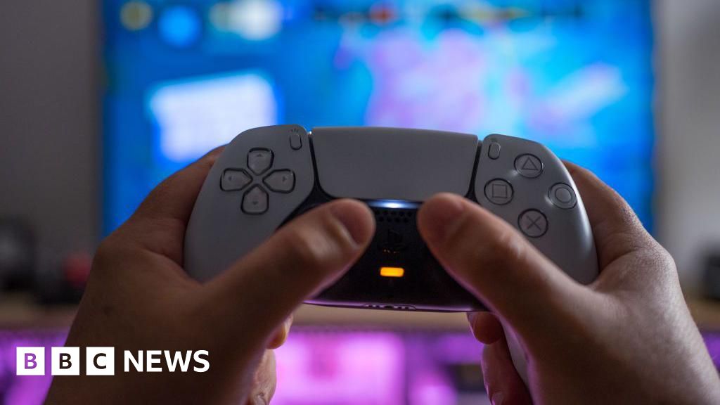 PlayStation Network down, leaving thousands of gamers unable to play - BBC