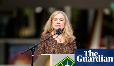 What does a team owner actually do on gameday? We asked the Seattle Storm’s Dawn Trudeau | WNBA