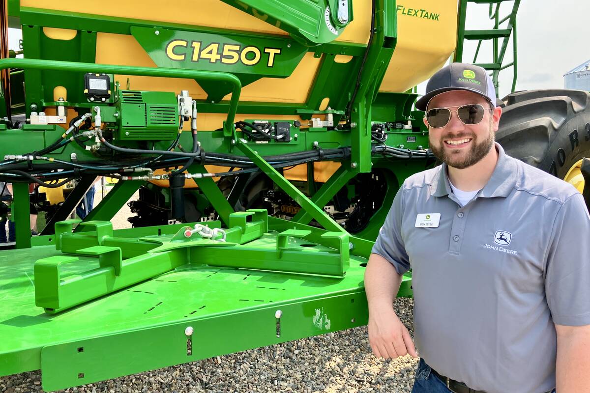 John Deere rolls out massive new C1450T air cart at Ag in Motion