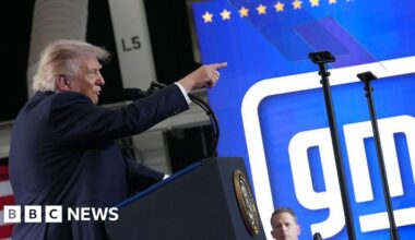 Trump defends tariffs in hard-hit Michigan as Canada tax hike looms - BBC