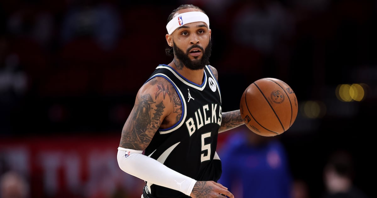 Gary Trent Jr. agrees to 4-year, $64M deal to stay with Bucks