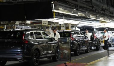 With both growth engines down, Canada’s economy is adrift