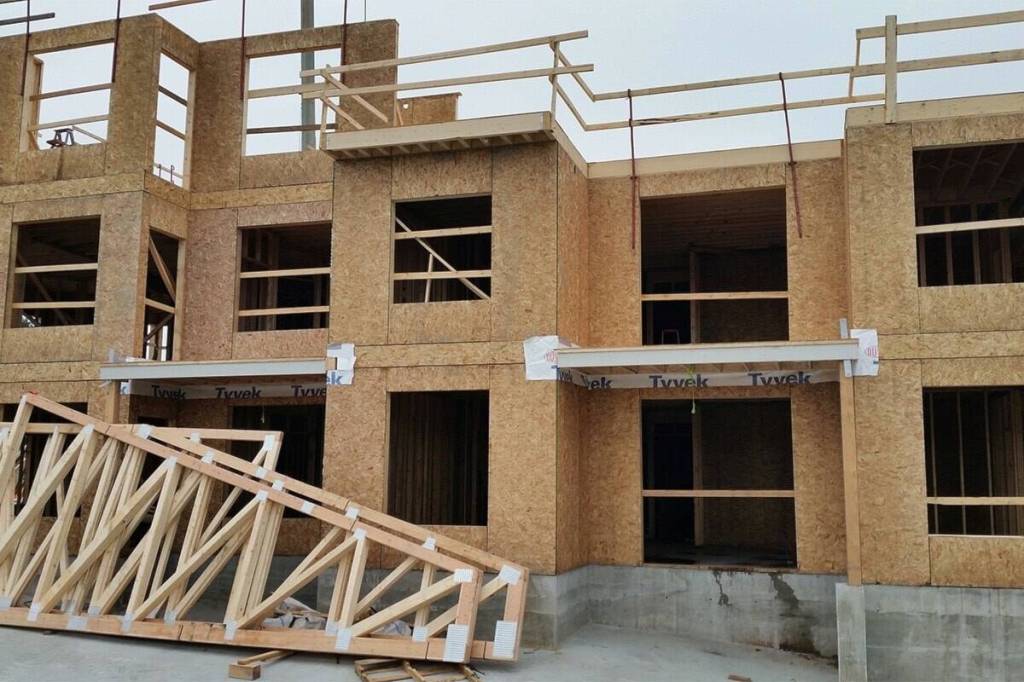 Housing under construction in Surrey. (Tom Zytaruk/Surrey Now-Leader)