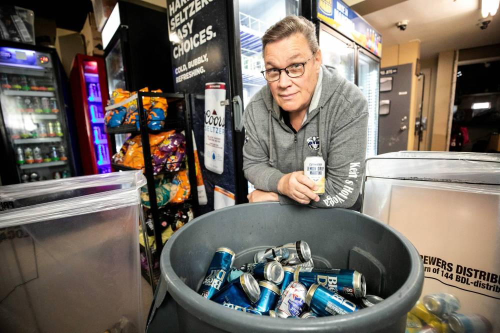 MIKAELA MACKENZIE / FREE PRESS
Keith Horn, owner of the Northern Hotel, says he has been telling people about the change and expects the number of empties dropped off to double.