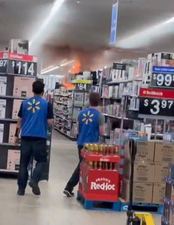 Shoppers forced to evacuate after fire at St. Vital Walmart – Winnipeg Free Press